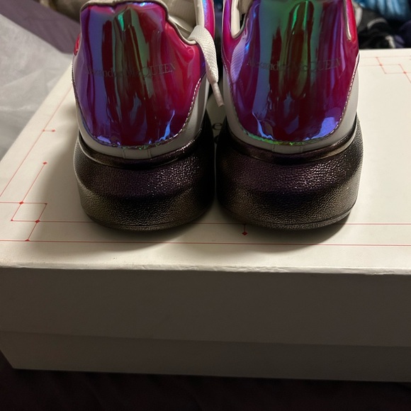 Alexander McQueen - Picture 4 of 8